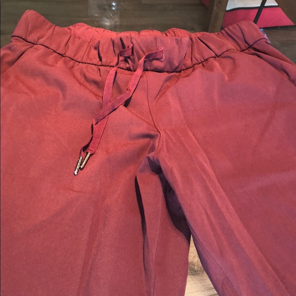 Lululemon On the Fly Jogger 28” Luxtreme